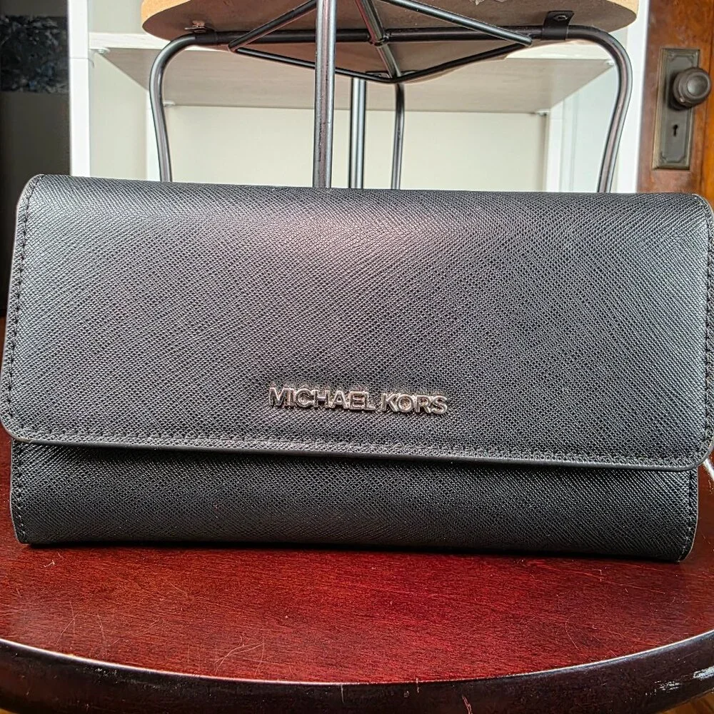 Michael Kors Womens Jet Set Travel Large Trifold Leather Wallet, Black - Picture 3 of 17